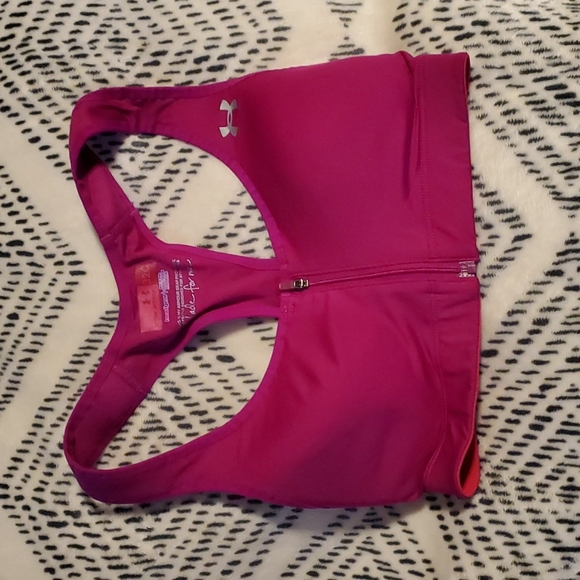 Under Armour Other - Under Armour Pink Sports Bra Woman's Size 32C